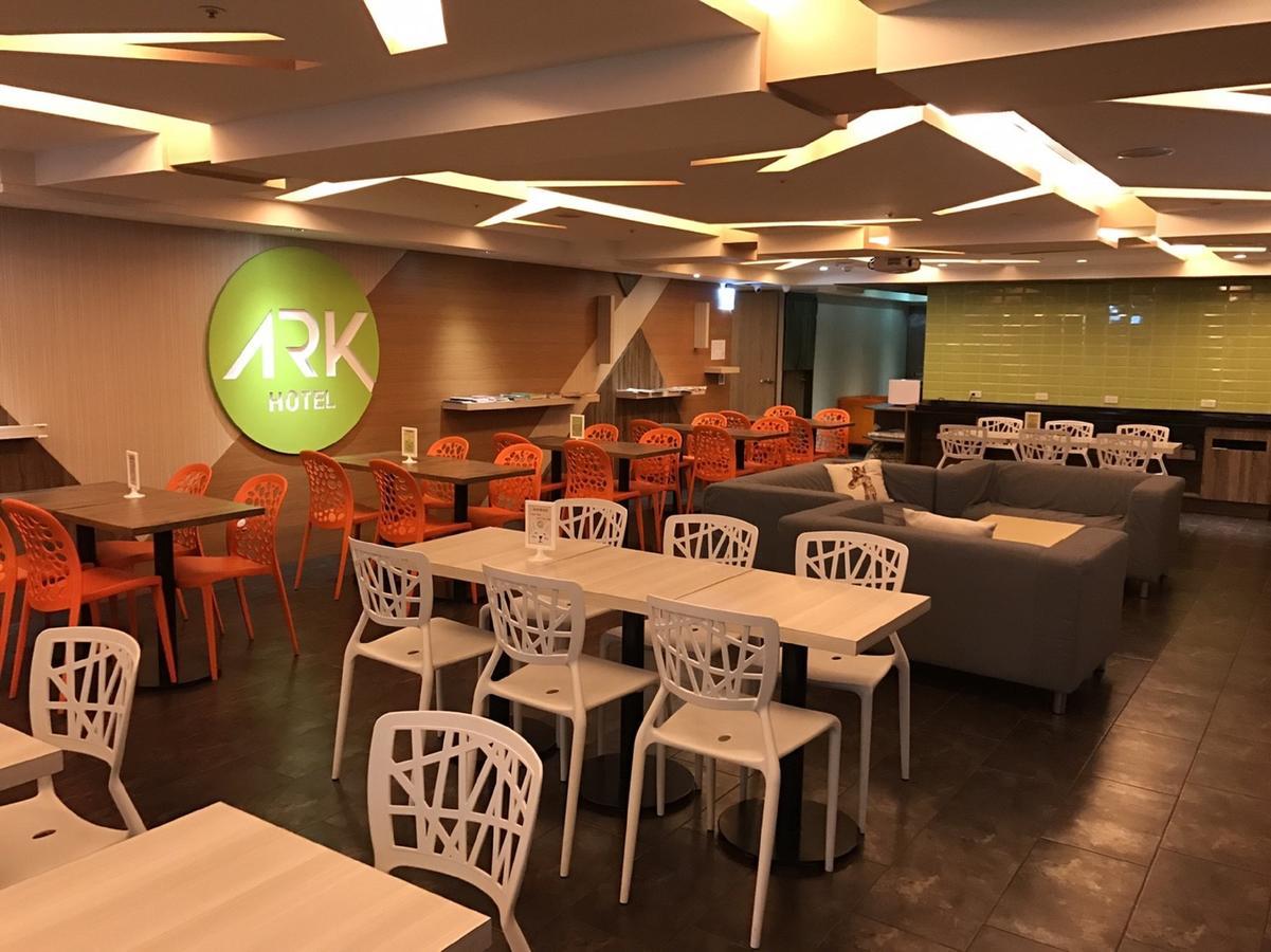 Ark Hotel - Changan Fuxing方舟商業股份有限公司 Tchaj-pej Exteriér fotografie